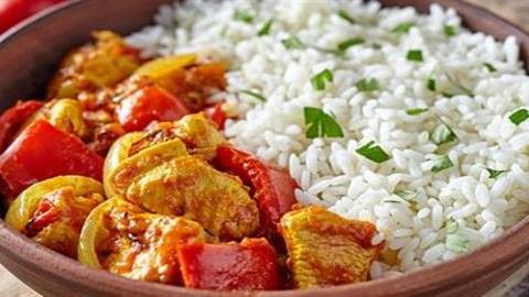 Κοτόπουλο με κάρυ, γεμάτο αρώματα και νοστιμιά